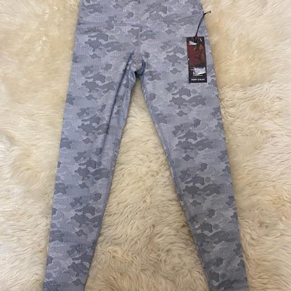 NWT $78 KYODAN WOMEN S SOFT CAMO JACQUARD ULTRA HIGH-WAIST LEGGINGS GYM YOGA RUN - Picture 9 of 11